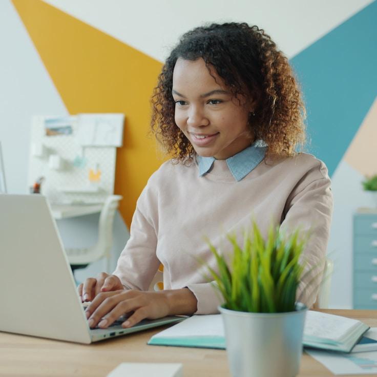 Collaborative mobile app development workflow